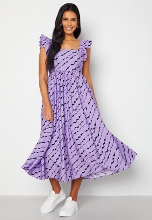 SELECTED Lara Scallop Sleeve Midi Dress Violet Tulip AOP:AOP Klær