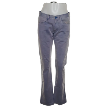 Ljuslila bootcut jeans från Acne