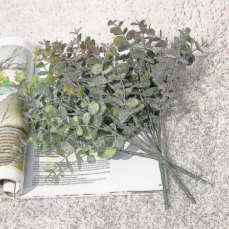 Ghyt 3 stk kunstige plastplanter blader grønn eukalyptusgren for hagevase hjem