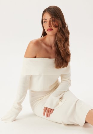 BUBBLEROOM - Off Shoulder Knitted Midi Dress - L
