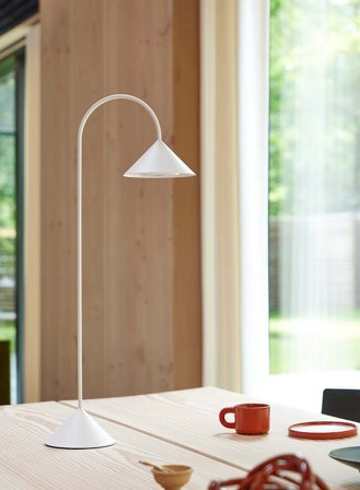 Grasp oppladbar bordlampe H72 - matt hvit