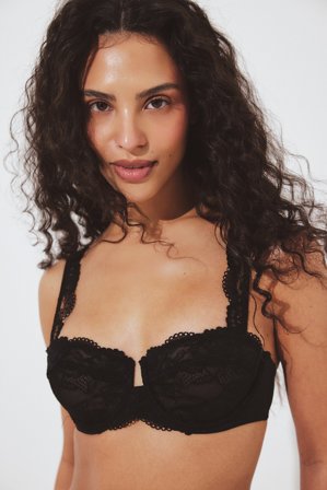 NA-KD - Balkonett-BH i blonder med brede stropper - BH-er - Svart - EU 70D