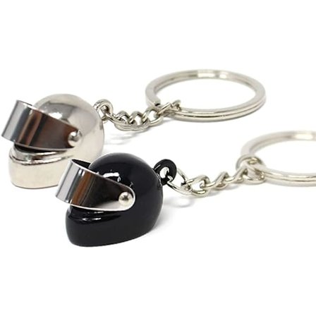 Moottoripyöräkypärän avaimenperä, veturimallinen avaimenperä