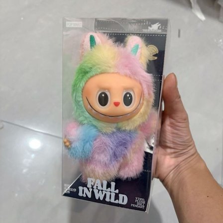 Monsterdukke 1.0/2.0/3.0/4.0 Vinyl Plysj Anheng monster nøkkelring (Tilfeldig farge)