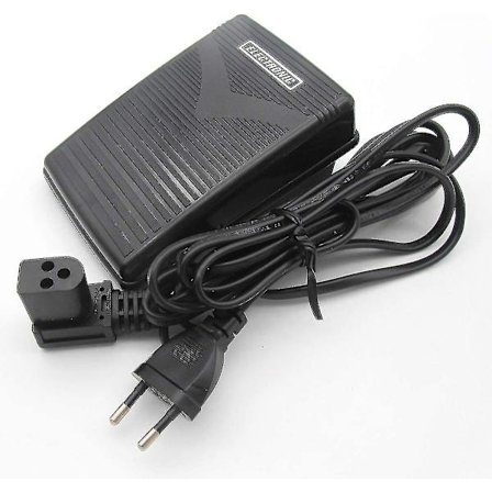 Jalkapoljin johdolla Singer-ompelukoneeseen - Yhteensopiva eri Singer-mallien kanssa