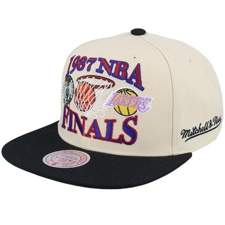 Mitchell & Ness - NBA White snapback Caps - Los Angeles Lakers Vs. Boston Celtics Finals Remix Hwc Off White/Black Snapback @ Hatstore