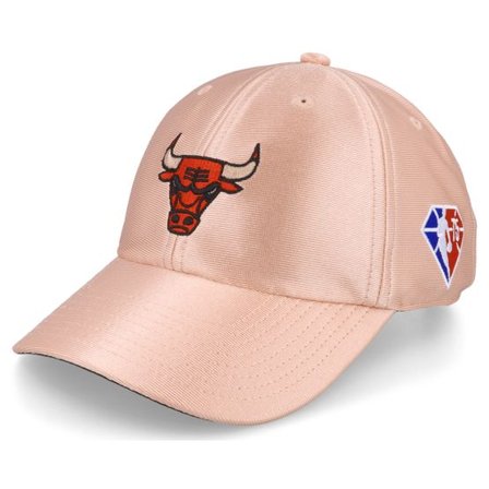 Mitchell & Ness - NBA Rosa unconstructed Keps - Chicago Bulls 75th Rose Gold NBA Rose Gold Dad Cap @ Hatstore