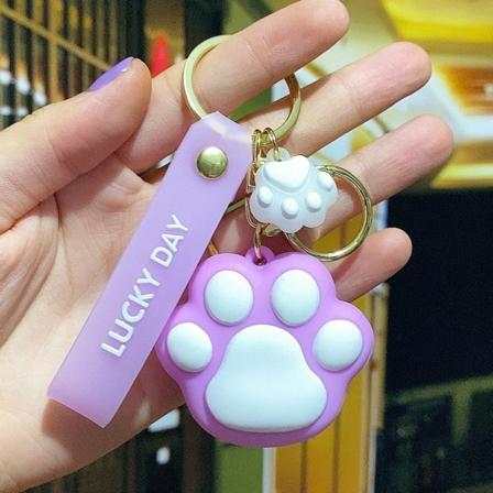 Lucky Day Cat Paw nøglering Kawaii bil nøgleringe vedhæng LILLA purple