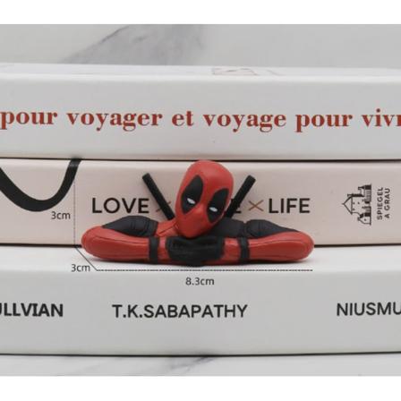 1 Stykke Deadpool Funky Modell: Omfavn Ånden til en Slem Superhelt, Håndlaget, Superheltdekorasjon, Lurende Style01