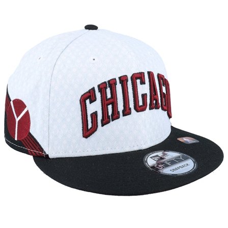 New Era - NBA Vit snapback Keps - Chicago Bulls M 9FIFTY NBA City Edition 22 White/Black Snapback @ Hatstore