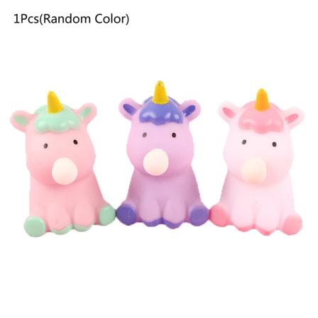 Tecknad Squishy Toy Långsamt stigande Kawaii Squeeze Stress Relief Leksaker Finger Squeeze Mjukt Gummi Party Favors för Barn Vuxen