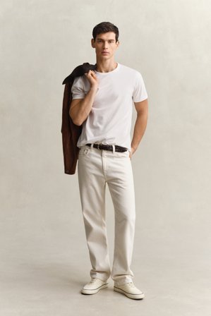 GANT Herren Ecrufarbene Straight Fit Jeans (42/34) Beige