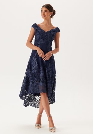 Goddiva - Embroidered Lace Dress - Navy - Kläder - - Bubbleroom