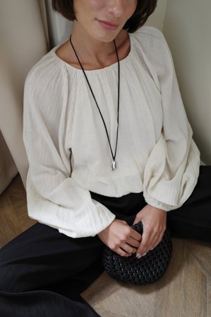 NA-KD Bluse mit langen Ärmeln und Rüschen - Blusen - Beige - EU 42