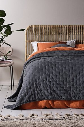 Jotex - Tagesdecke, Doppelbettgröße 260x260cm Dunkelgrau - CALM - Kaufe Doppelbett bei Jotex