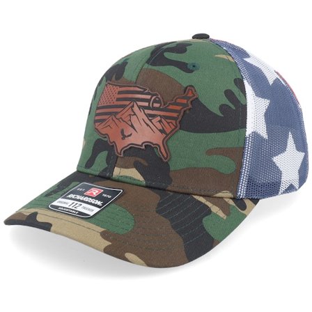 Iconic - Camo trucker Cap - Usa Map Flag Brown Patch Camo/Stars & Stripes Trucker @ Hatstore
