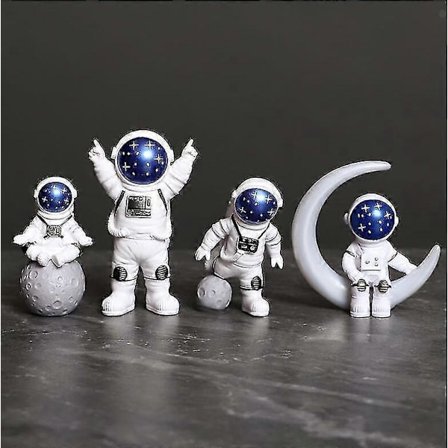 4 stk. Astronautfigurer, rumkagepynt Miniature Astronautlegetøj (stjerne)