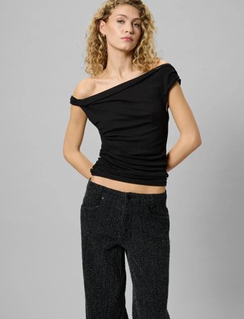 My Essential Wardrobe Giggomw Top - Black - XXL