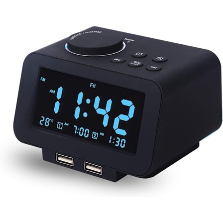 Digital alarmklokke, FM-radio, to USB-ladeporter, temperatur