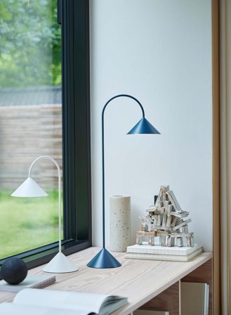 Grasp oppladbar bordlampe H72 - petroleum