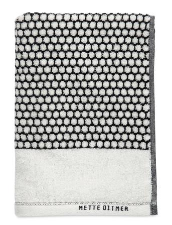 Grid Towel Home Bathroom Textiles Towels & Bath Towels Vit Mette Ditmer