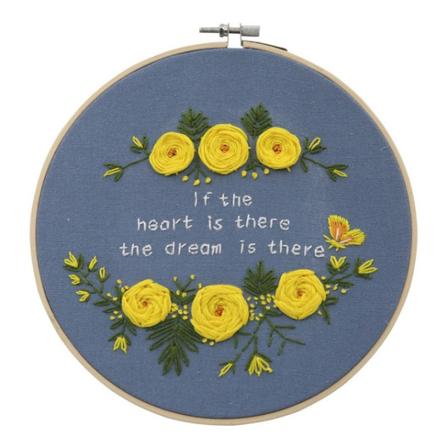 Blomster sommerfugl utskrift mønster håndverk farge egnet for broderi nybegynnere Håndlaget kreativt stoff materiale pakke