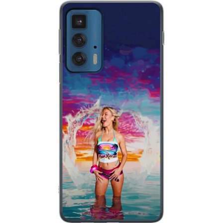 Kompatibel Mobilcover til Motorola Edge 20 Pro Blond kvinde i farverigt strandtøj, der leger i havet ved solnedgang
