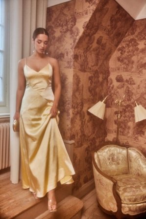 Bubbleroom Occasion Satin Strap Gown Klær