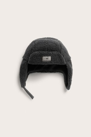 Kappahl | Mössa med öronlappar i pile | Svart