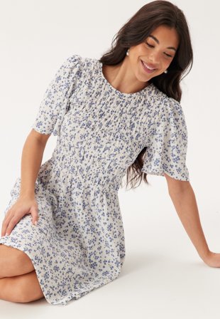 BUBBLEROOM Butterfly Sleeve Short Dress Klær