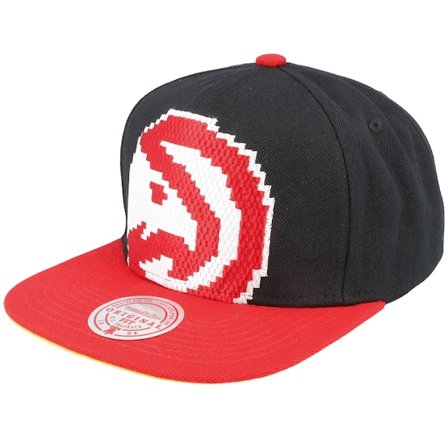 Mitchell & Ness - Atlanta Hawks 8 Bit Xl Black/Red Snapback Snapback Black Cap - NBA @ Hatstore
