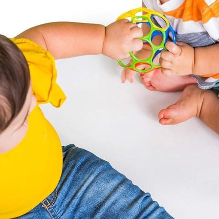 Bright Starts, Klassinen, joustava ja helppokäyttöinen pallo, sensorinen