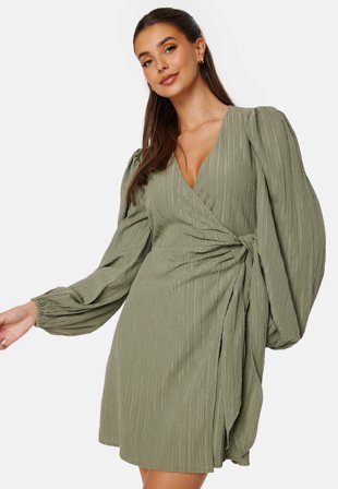 BUBBLEROOM Balloon Sleeve Structured Wrap Dress Klær