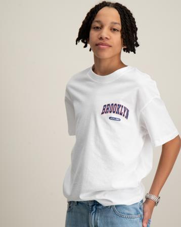 Jack & Jones JJEBRADLEY VARSITY BK TEE SS LN STYD Weiß T-Shirts Jungen - Kidsbrandstore