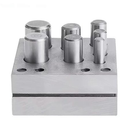 Pyöreä muotti leikkauslyöntimeisto pyöreä lyönti 7 reiän lyöntisarja meisto muotoiltu pesä lyöntityökalut metallikoruihin