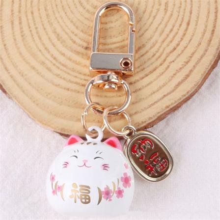 Cartoon E Lucky Cat Nyckelringar Bilväska Dekor Bell Pendent