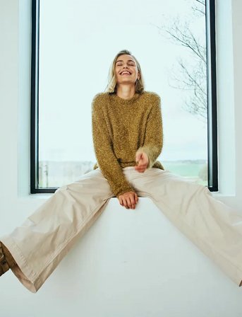 FREE/QUENT Pullover From Freequent In A Super Soft Material With A Knitted Texture. Moreove - Brown - L