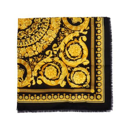Versace, Silky Scarves Geel, Dames, Maat:ONE Size,print