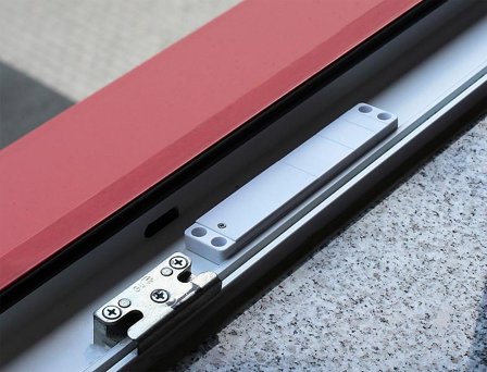 Olympia dør- og vindusensor - hvit