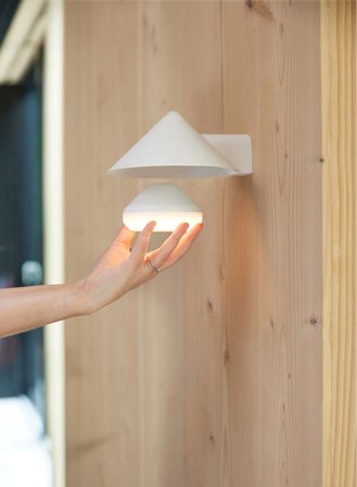 Grasp oppladbar vegglampe - matt hvit