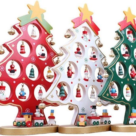 DIY juletre i tre med miniatyrpynt - gavebord KLB