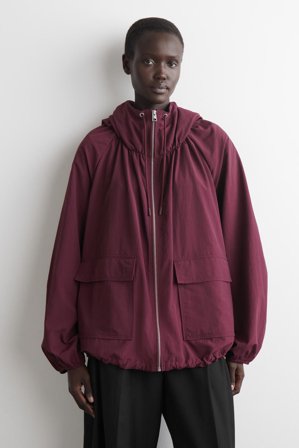 COS Femme Veste Parka À Capuche En Tissu Technique in Rouge