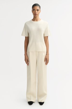 Soft Goat - Oversized t-shirt - Kashmirtröja dam - M - Feather White