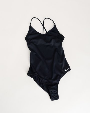 Nike NIKE ESSENTIAL LACE UP ONE PIECE Schwarz Bademode/Bademäntel Mädchen - Kids Brand Store