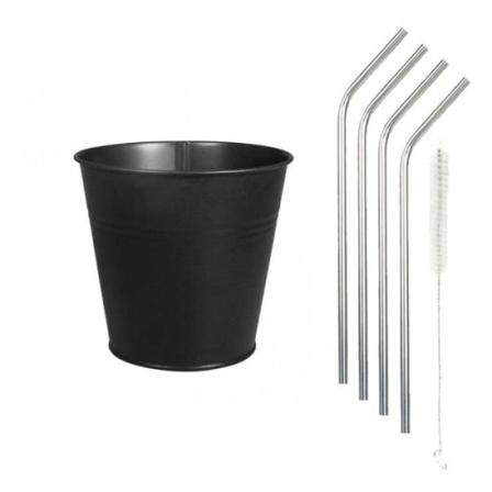 Musta metallikuppi Ø 13 x 12 cm + 4 ruostumatonta teräspilliä