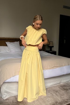 Lydia Tomlinson x NA-KD Vid maxikjol - Maxikjolar - Gul - EU 32