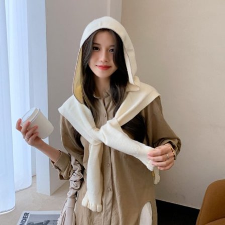 Strikket hettesjal Kappknyttet skjerf HVIT