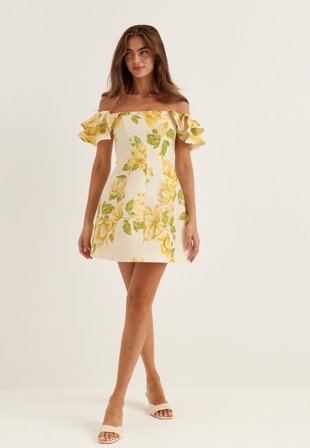 FOREVER NEW - Kenzie Off Shoulder Ruffle Min