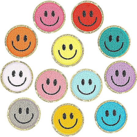12 stk. Smile Face Patch stryge på patches patches til tøj kjole jakker patches til hatte søde broderi patch DIY håndværk applikation (2,2 tommer)