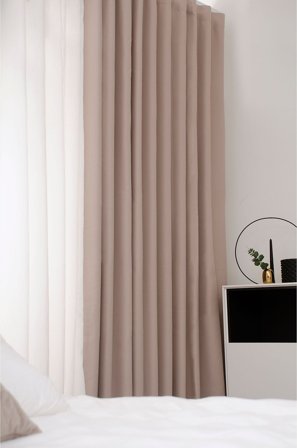 Mörkläggande gardin Dokie XL - Hasta - Beige - Mörkläggningsgardiner - Från Homeroom